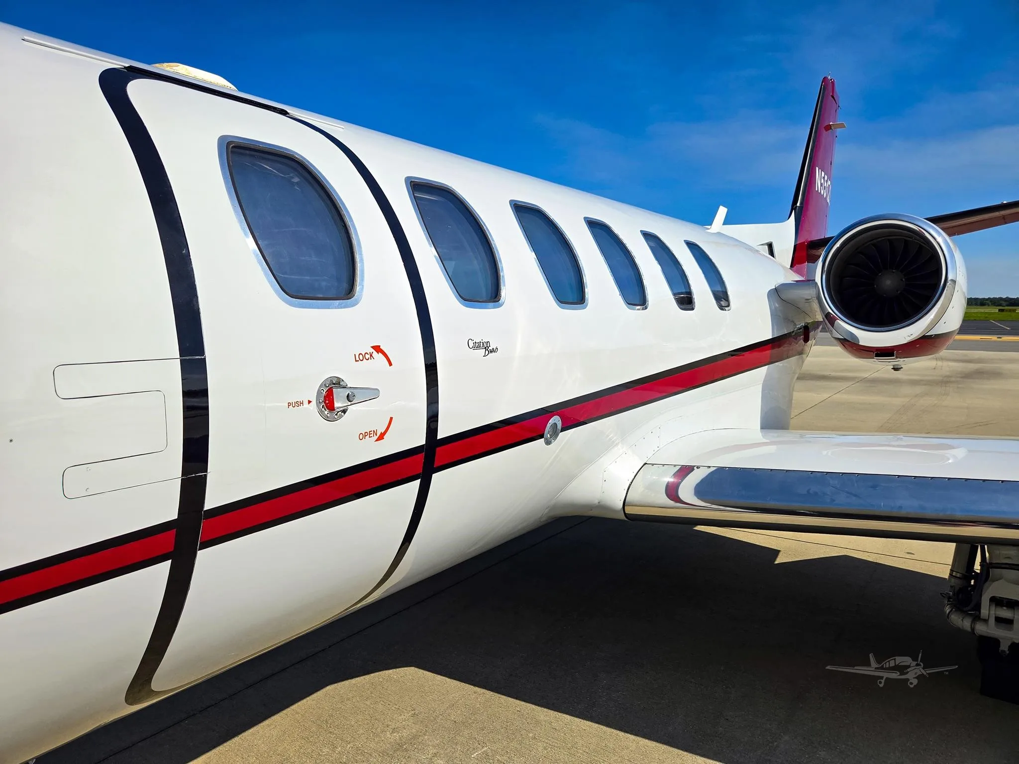 Exterior view of a 2000 CESSNA CITATION BRAVO, N551ZD.