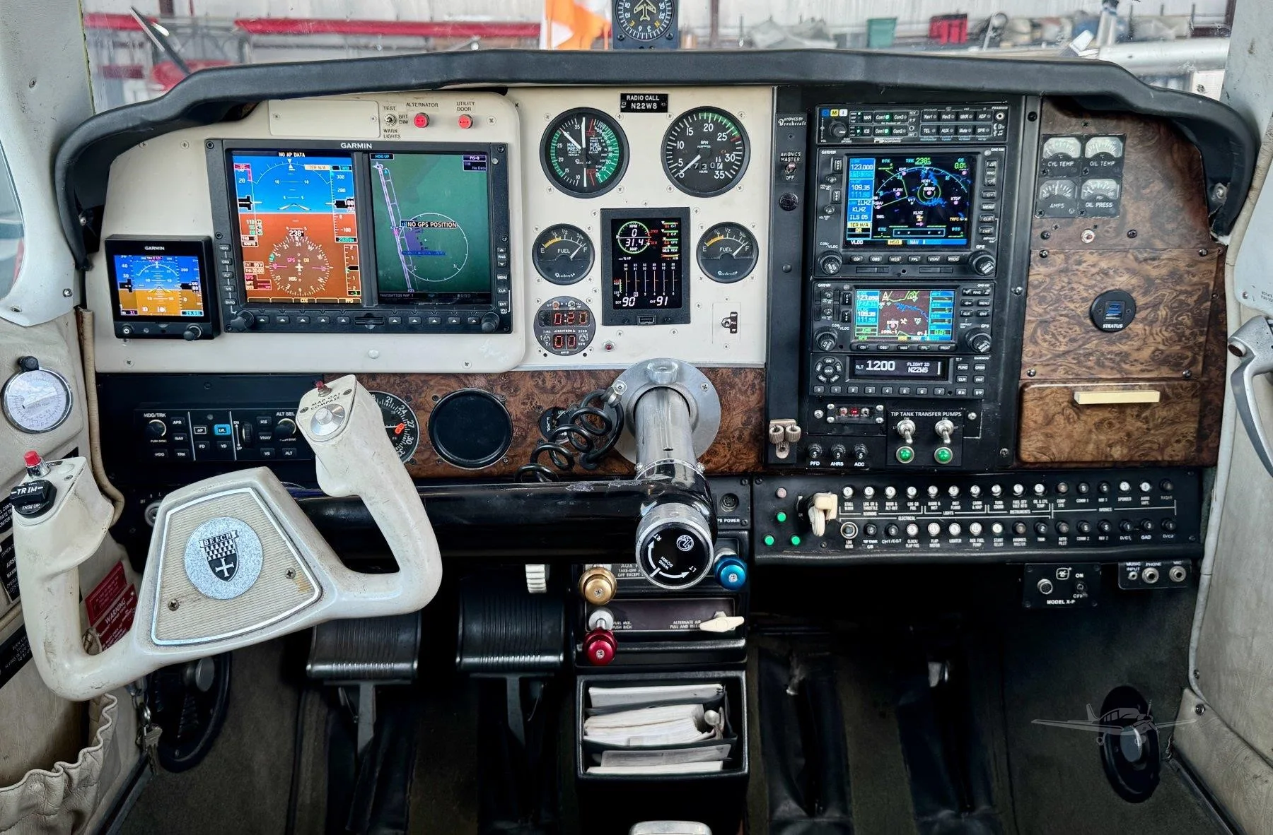 Cockpit and instrument panel of a 1979 BEECHCRAFT A36 BONANZA.