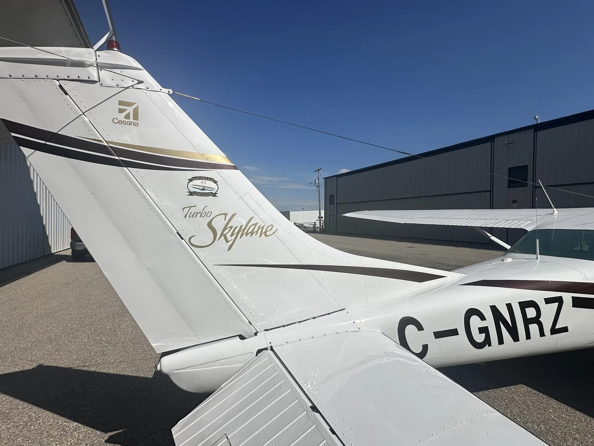 Exterior view of a 1968 CESSNA 182 SKYLANE, C-GNRZ.