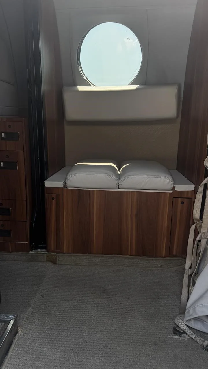 Cabin interior of a 1976 BEECHCRAFT KING AIR 200.