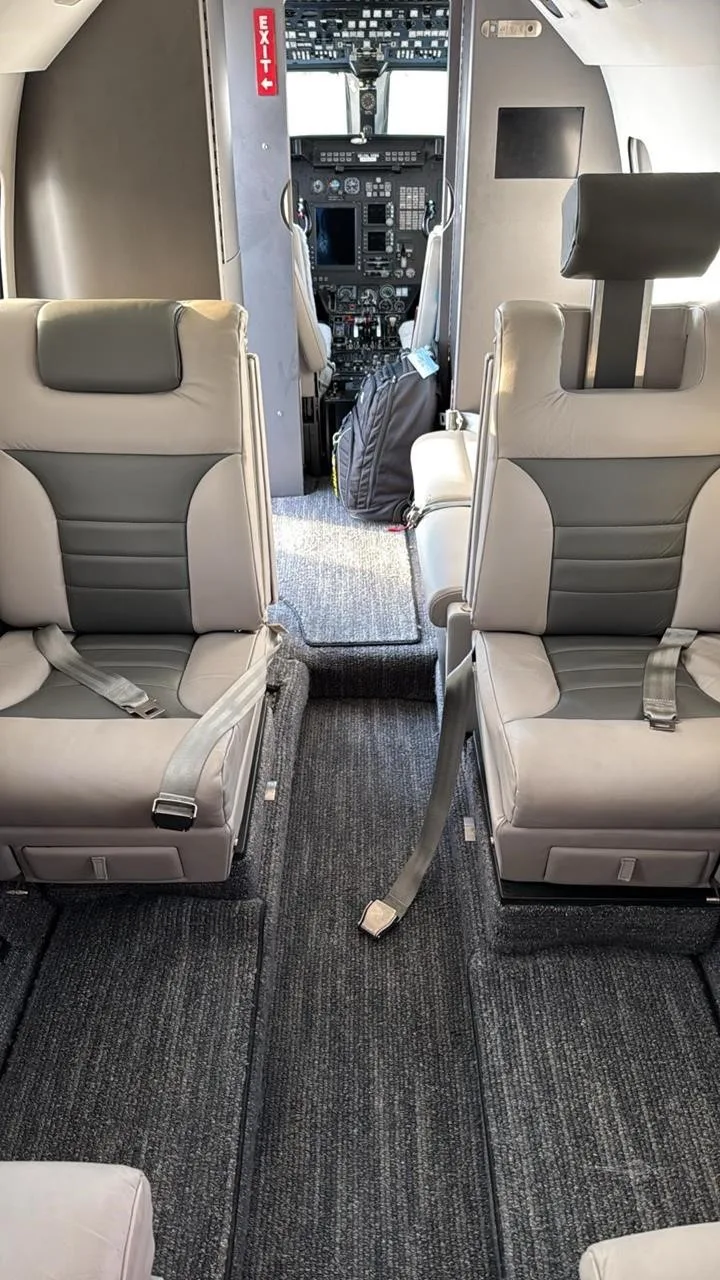 Cabin interior of a 1990 ASTRA/GULFSTREAM ASTRA SP.