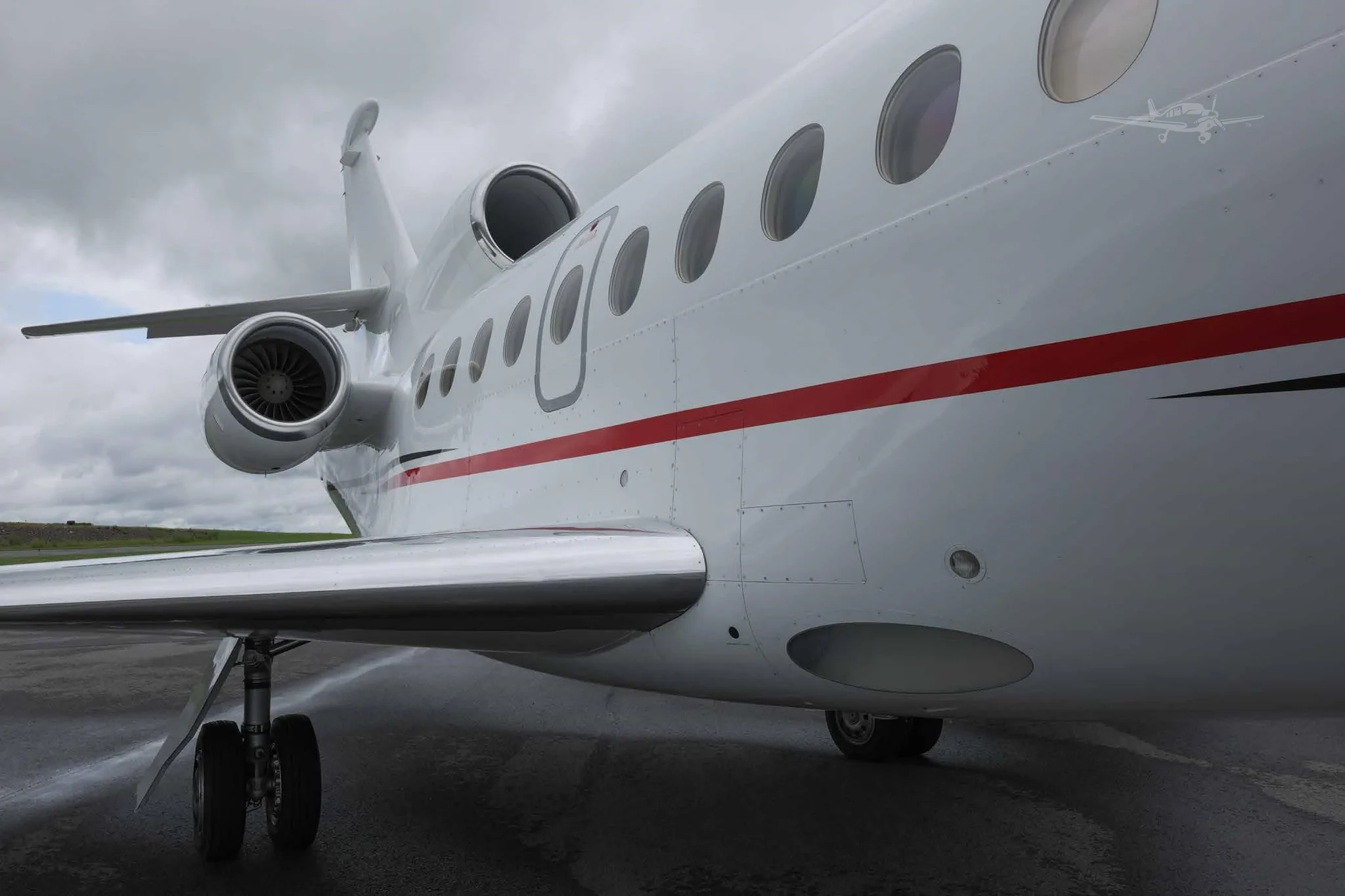 Marketing image of a 1999 DASSAULT FALCON 900EX.