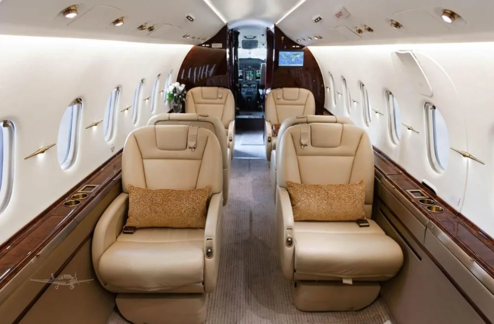 2010 Hawker 4000