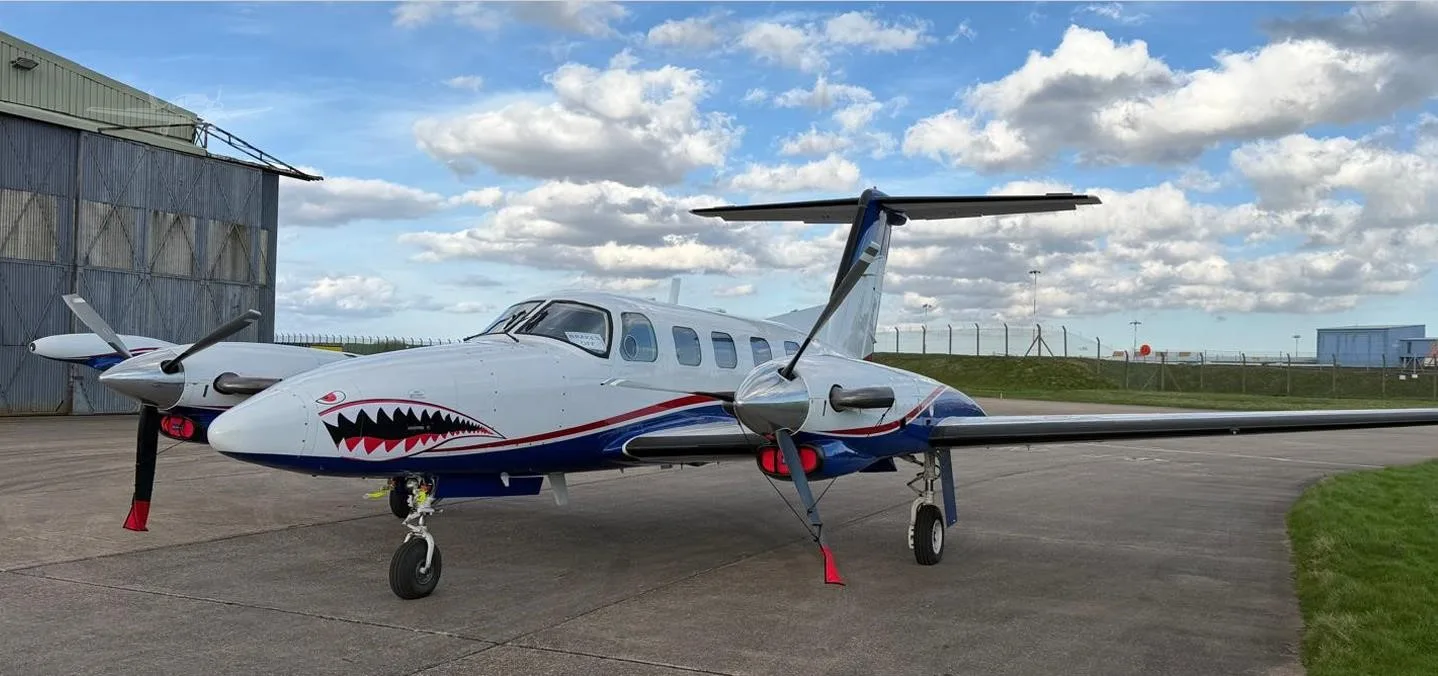 Exterior view of a 1984 PIPER CHEYENNE IIIA, N425RR.