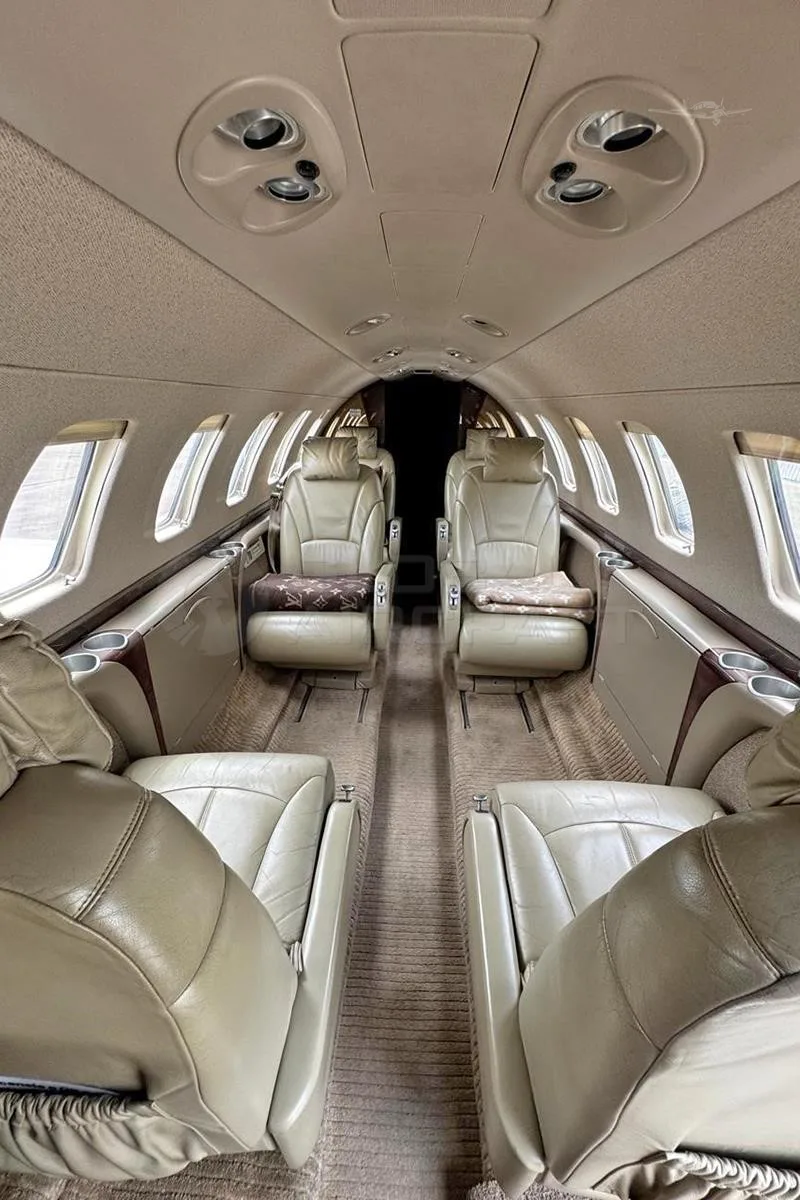 Cabin interior of a 2008 CESSNA CITATION CJ3.
