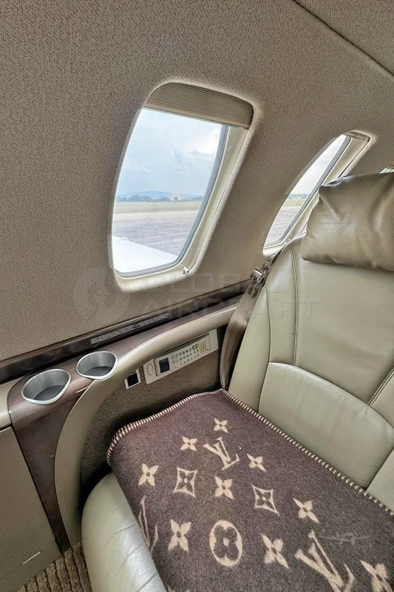 Cabin interior of a 2008 CESSNA CITATION CJ3.