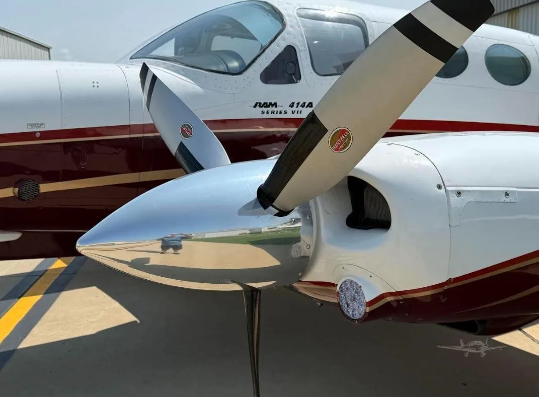 Exterior view of a 1980 CESSNA 414A, N650BD.