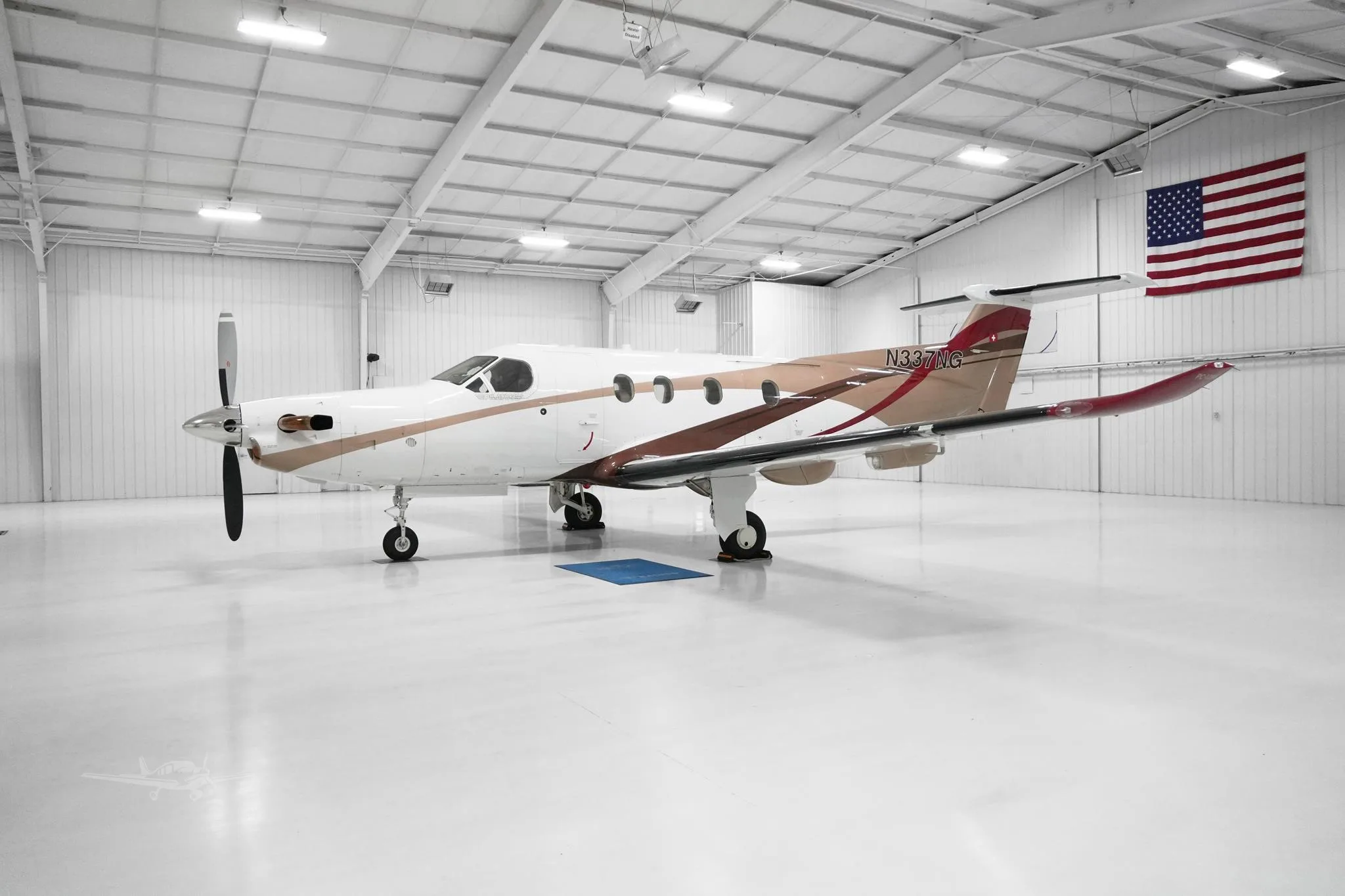 Exterior view of a 2012 PILATUS PC-12 NG, N337NG.