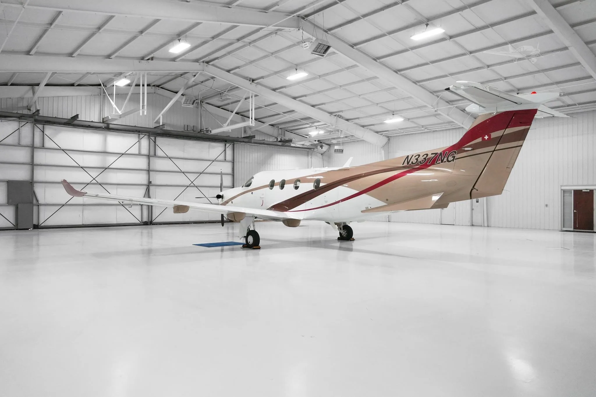 Exterior view of a 2012 PILATUS PC-12 NG, N337NG.