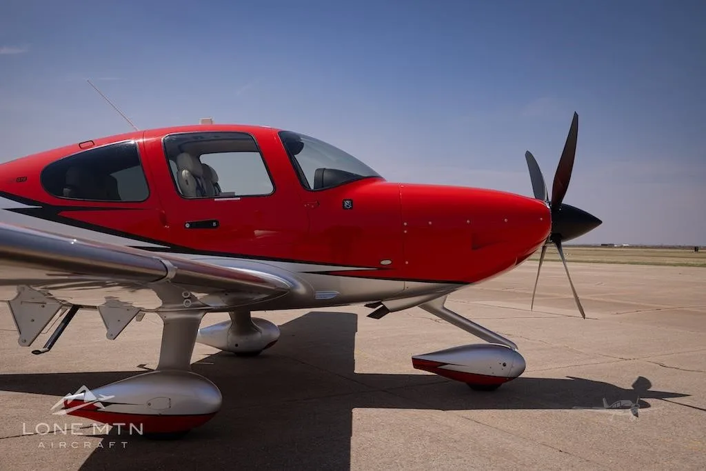 Exterior view of a 2023 CIRRUS SR22-G6 TURBO, N505AC.
