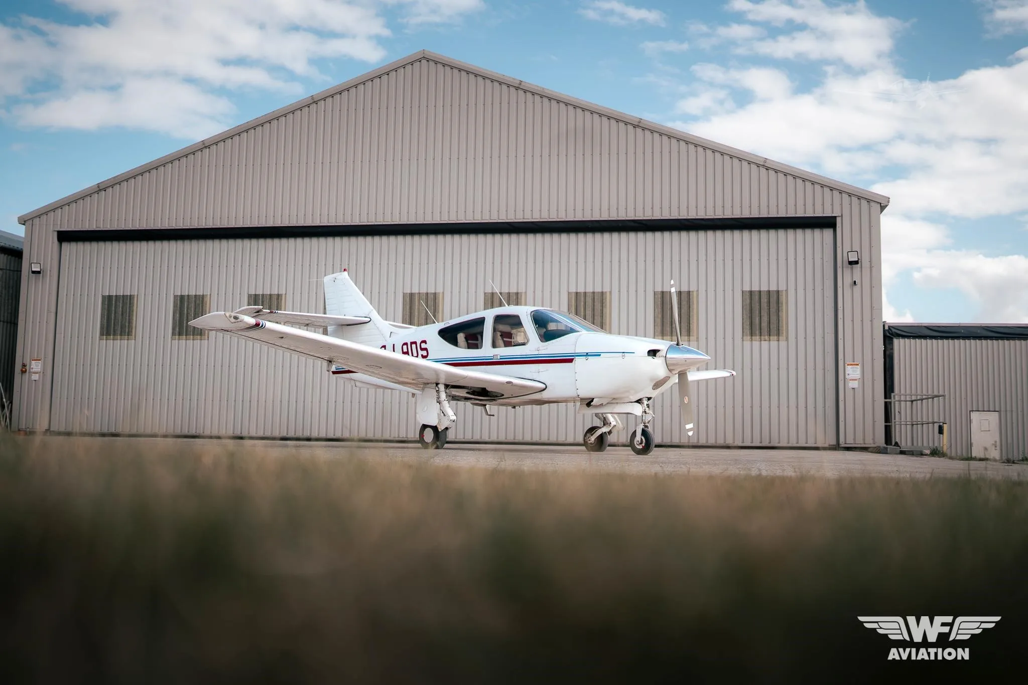 1977 Commander 114