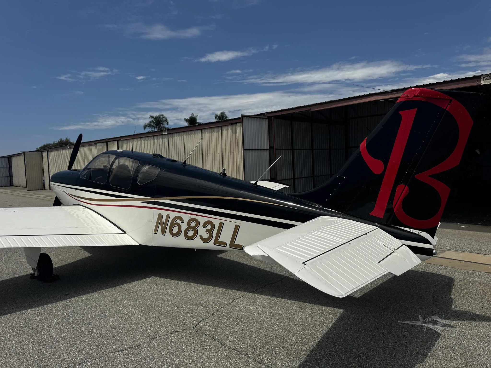 Exterior view of a 1960 BEECHCRAFT 33 DEBONAIR, N683LL.