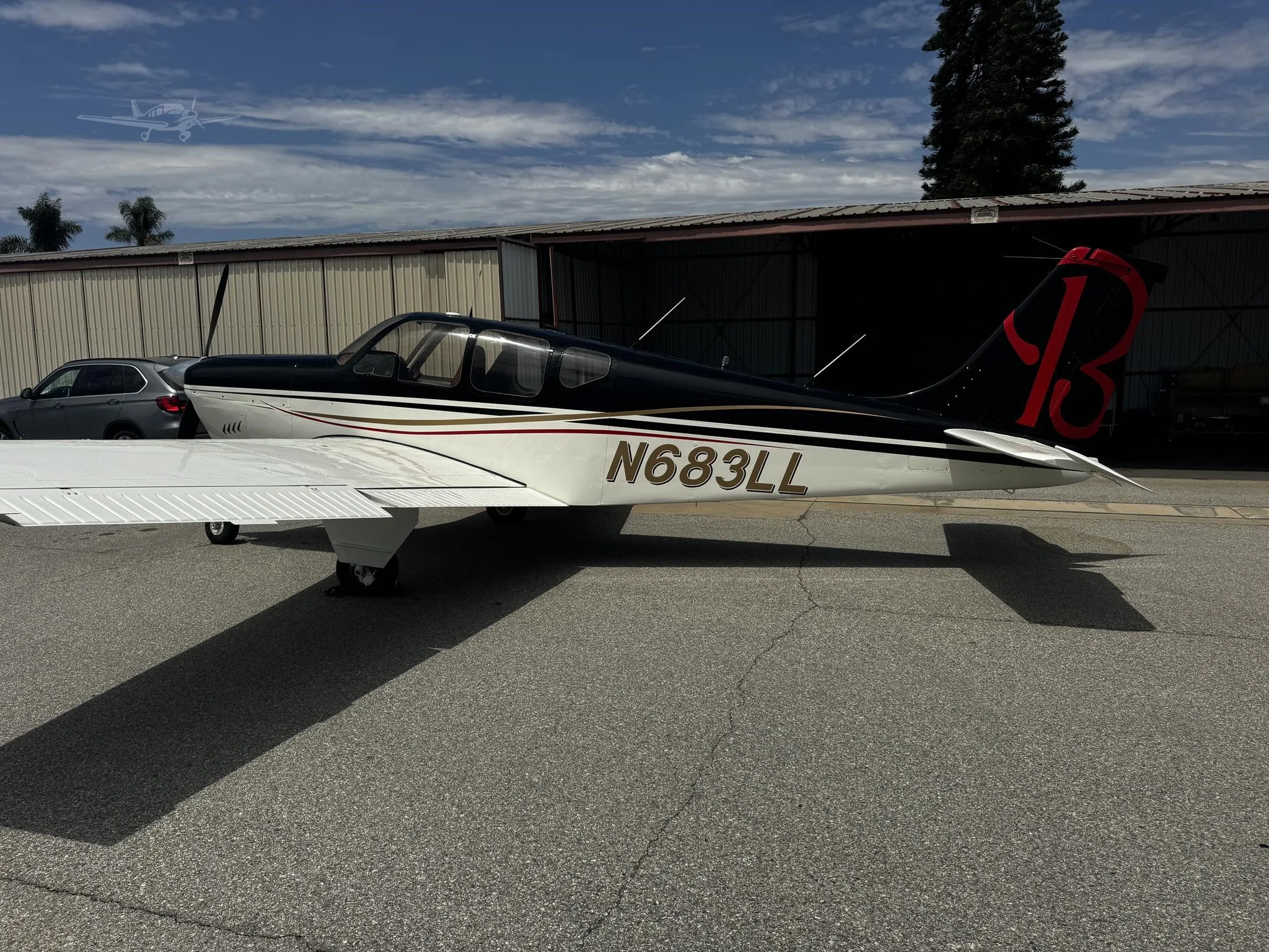 Exterior view of a 1960 BEECHCRAFT 33 DEBONAIR, N683LL.