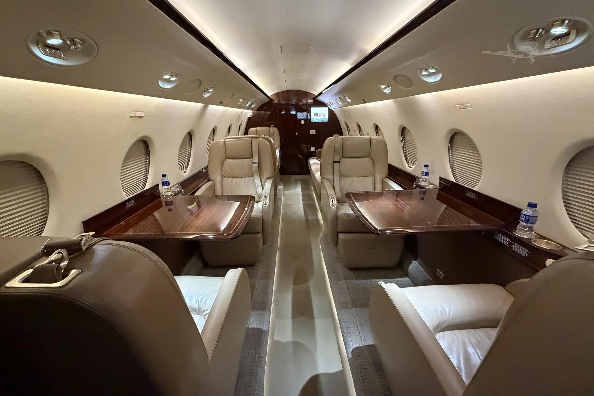 Cabin interior of a 2006 GULFSTREAM G200.