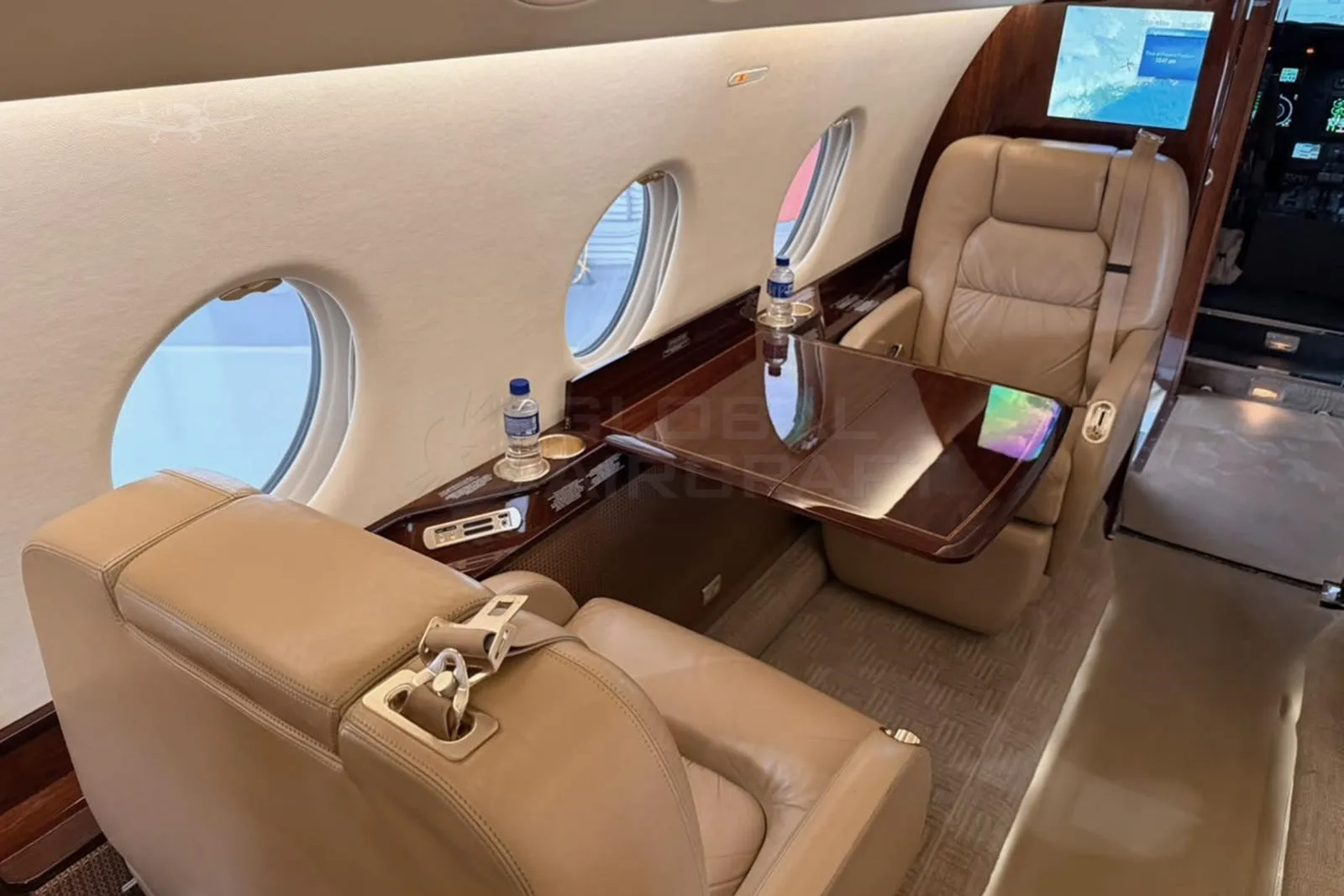 Cabin interior of a 2006 GULFSTREAM G200.
