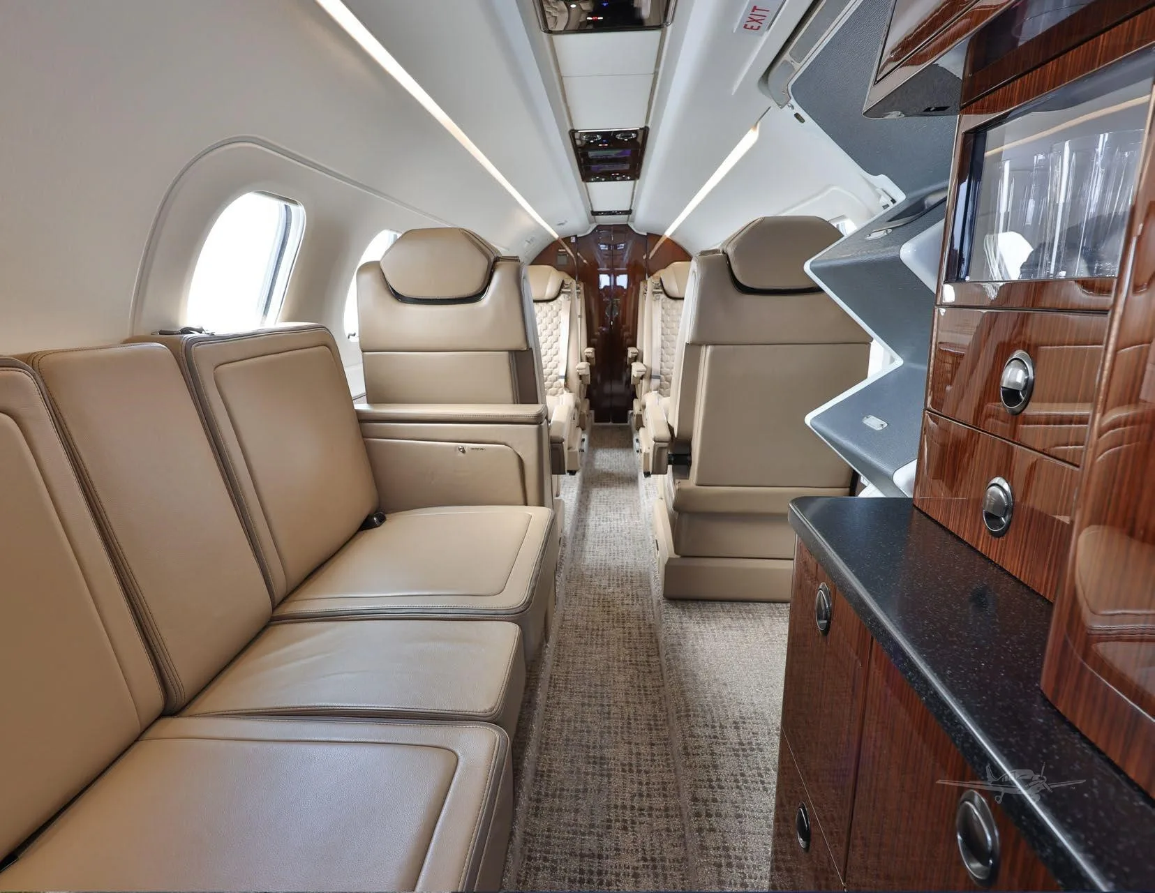 2024 Embraer Phenom 300E