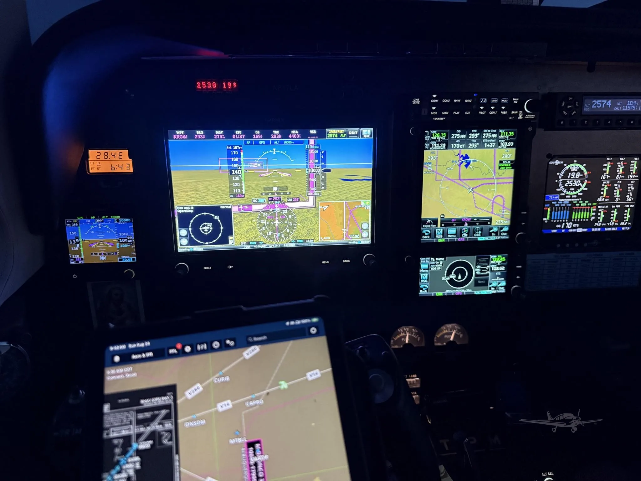 Avionics suite of a 1994 BEECHCRAFT A36 BONANZA.