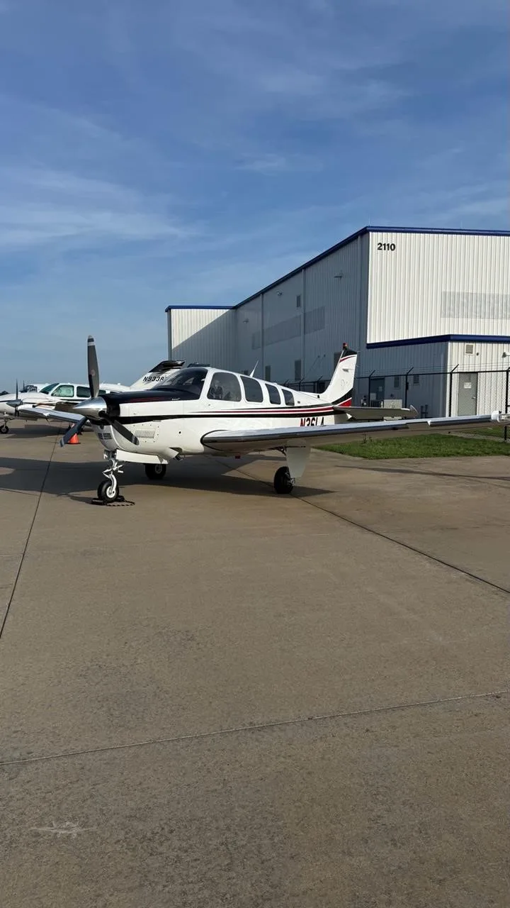 Exterior view of a 2007 BEECHCRAFT G36 BONANZA, N36LA.