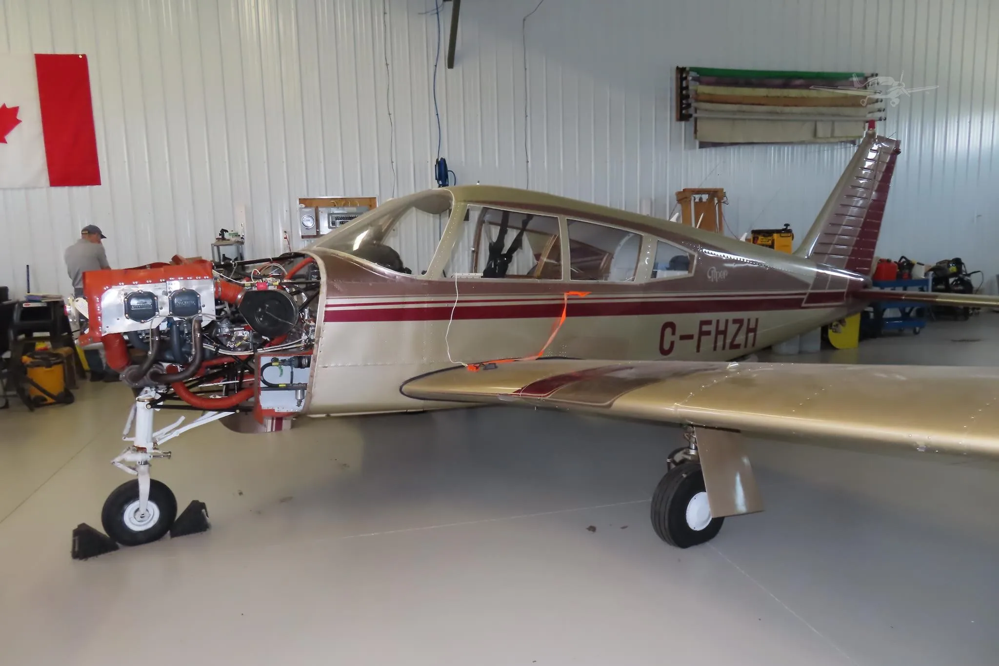 Exterior view of a 1967 PIPER ARROW, C-FHZH.