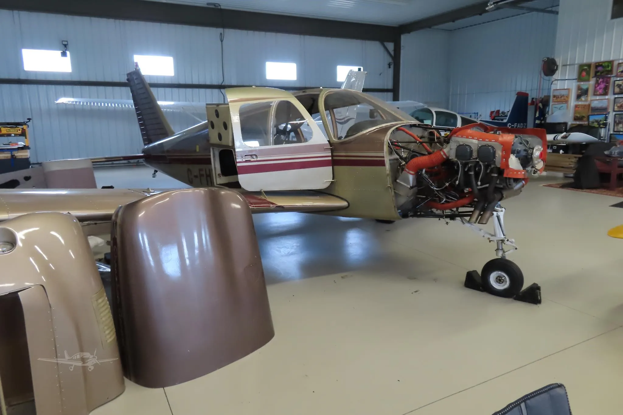 Exterior view of a 1967 PIPER ARROW, C-FHZH.