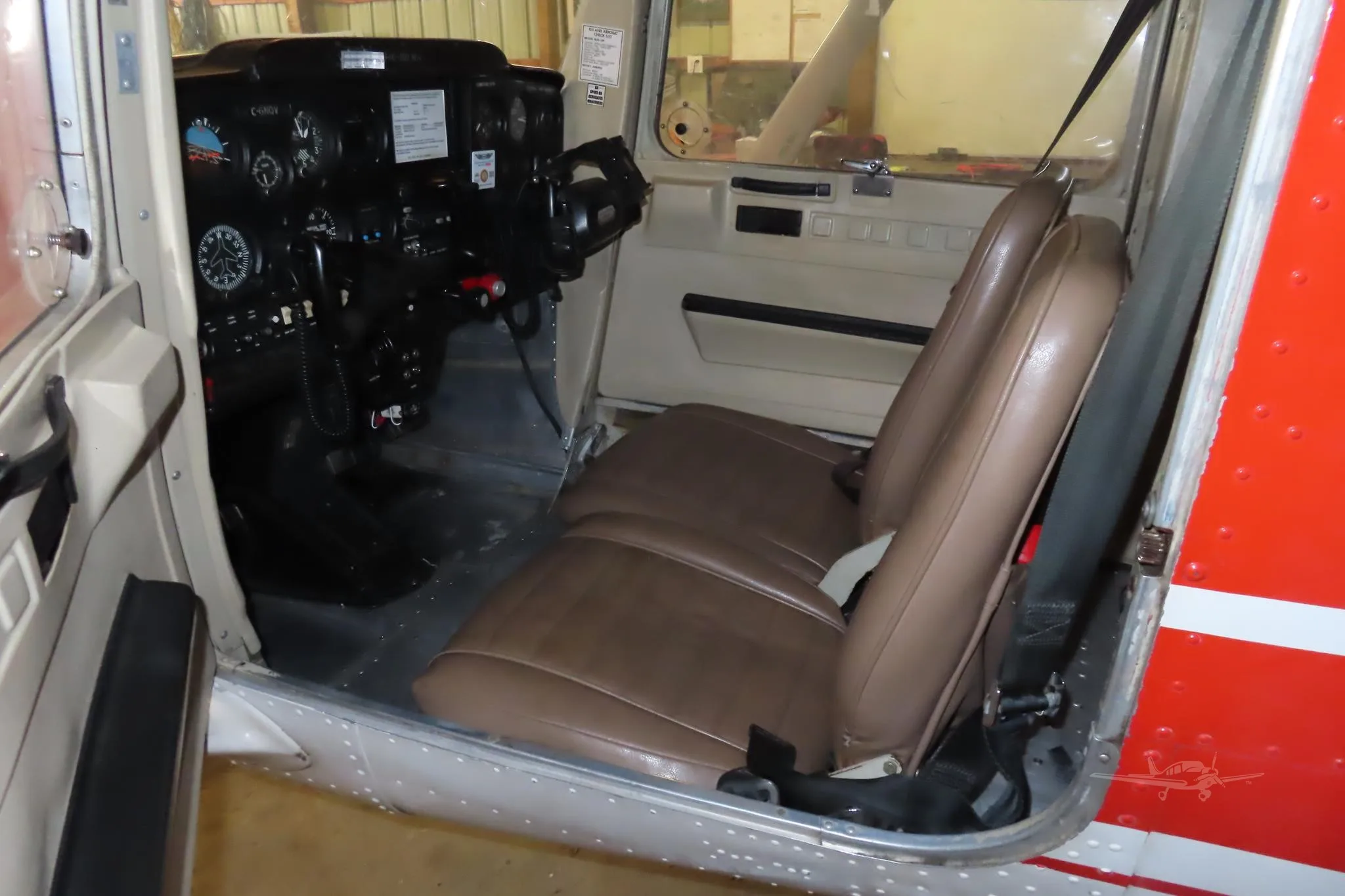 Cabin interior of a 1975 CESSNA 150.
