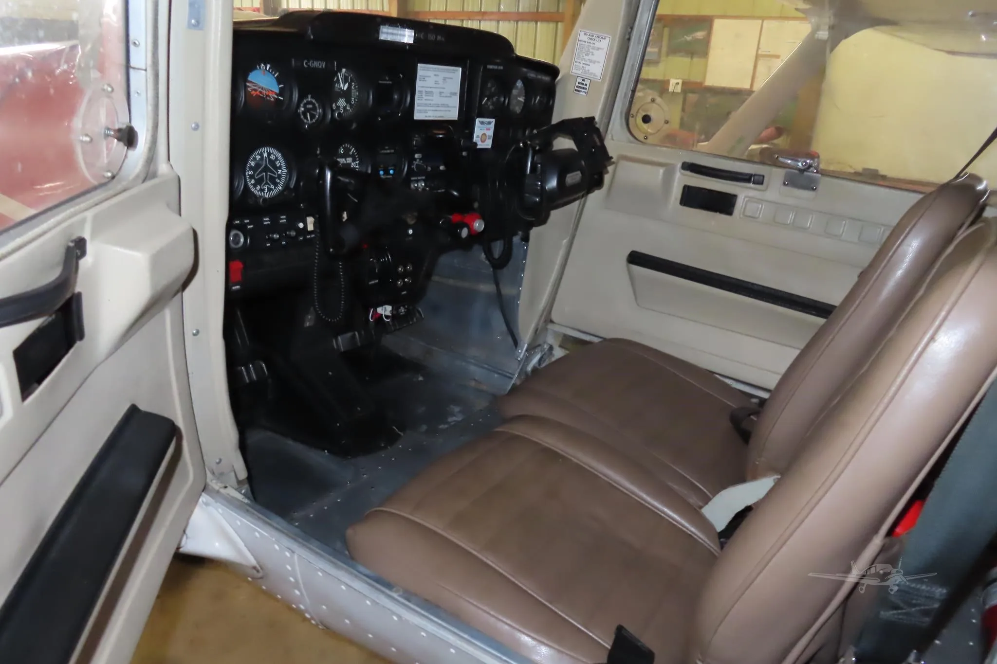 Cockpit and instrument panel of a 1975 CESSNA 150.