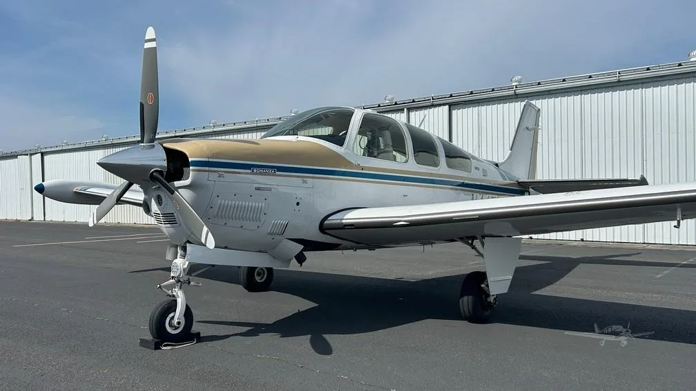 Exterior view of a 1974 BEECHCRAFT F33A BONANZA, N4451W.