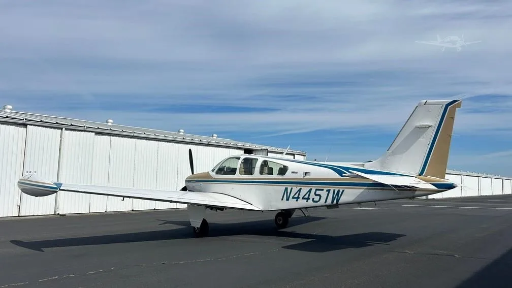 Exterior view of a 1974 BEECHCRAFT F33A BONANZA, N4451W.