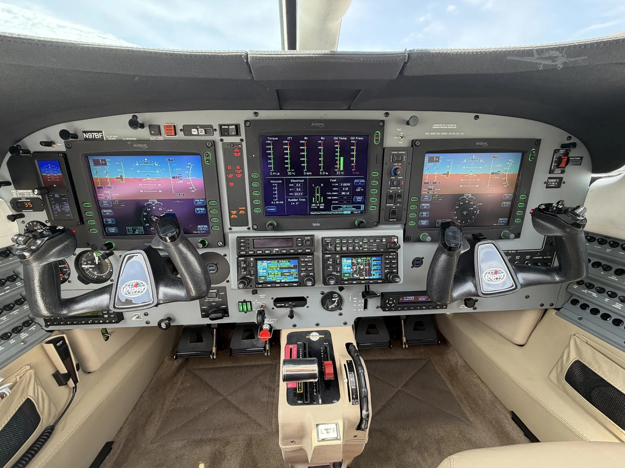 Cockpit and instrument panel of a 2006 PIPER MERIDIAN.