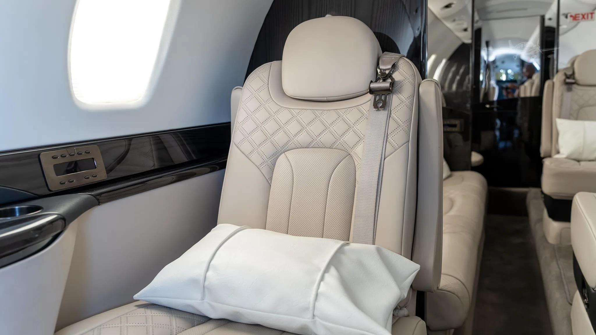 Cabin interior of a 2009 CESSNA CITATION SOVEREIGN.