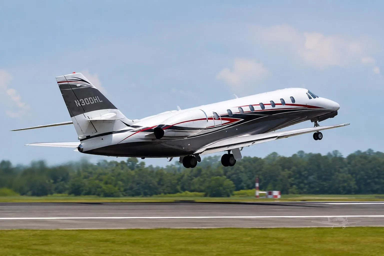 Cabin interior of a 2009 CESSNA CITATION SOVEREIGN.