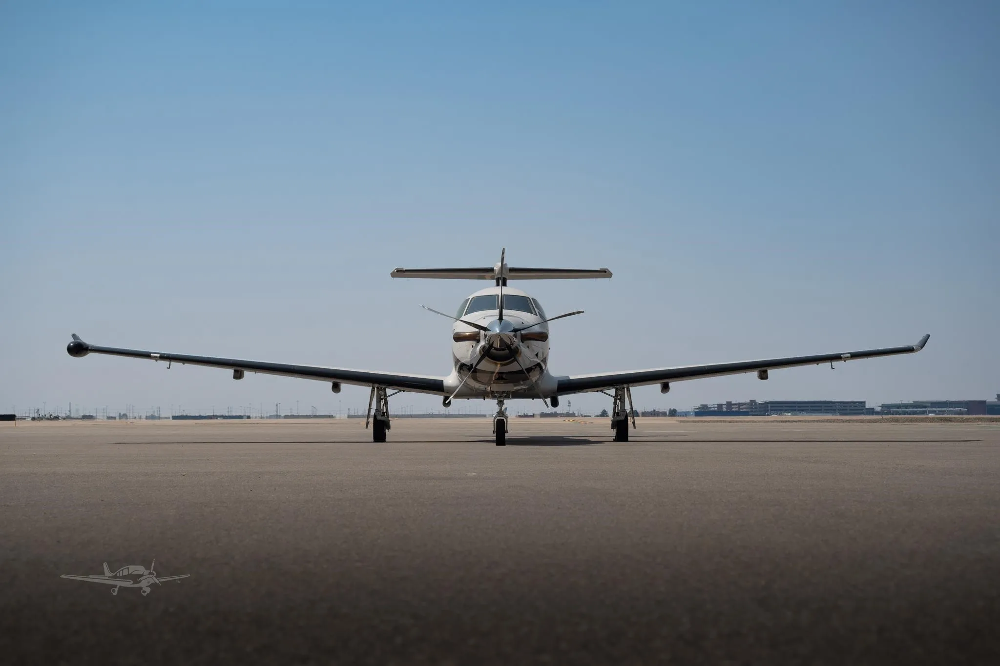 Exterior view of a 2009 PILATUS PC-12 NG, N919PK.