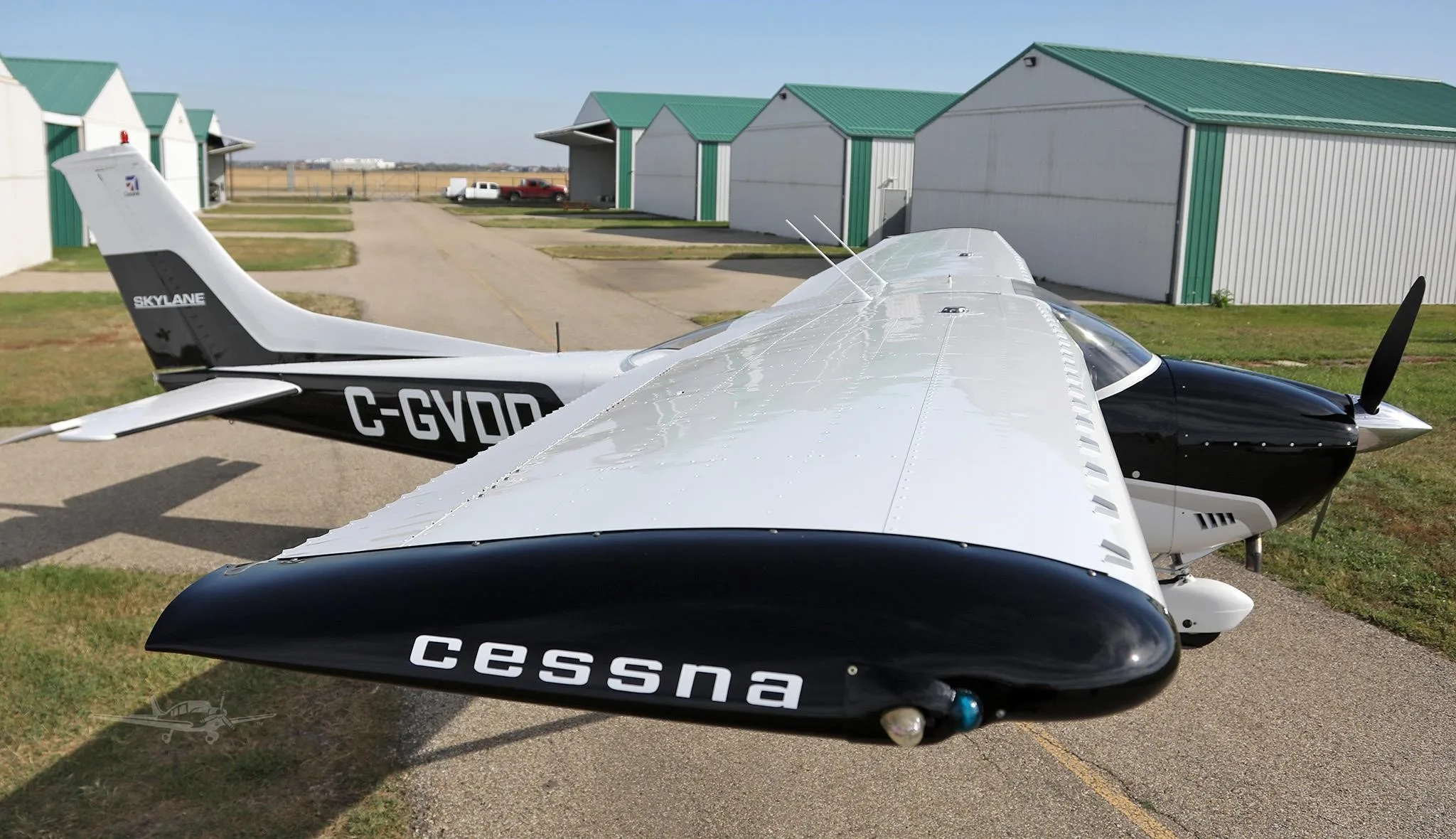 Exterior view of a 1974 CESSNA 182P SKYLANE, C-GVDD.