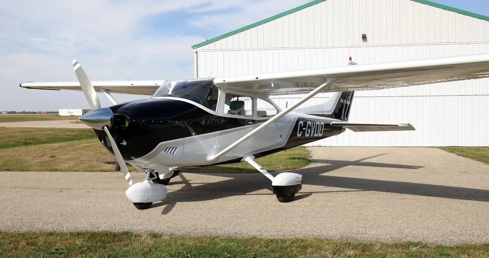 Exterior view of a 1974 CESSNA 182P SKYLANE, C-GVDD.