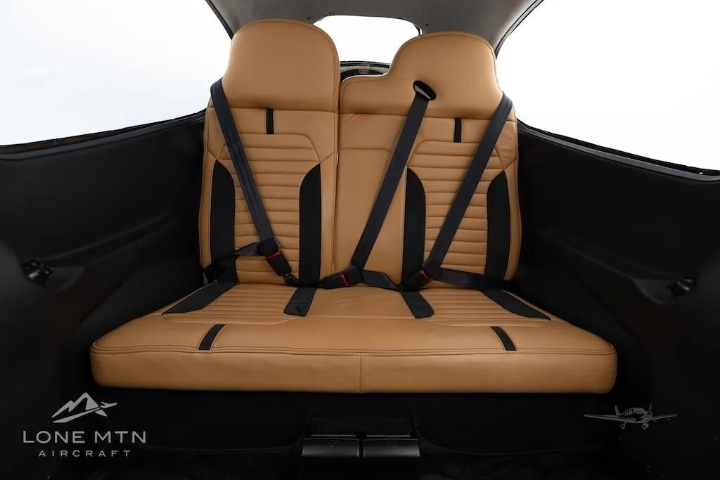 Cabin interior of a 2016 CIRRUS SR22-G5 TURBO.