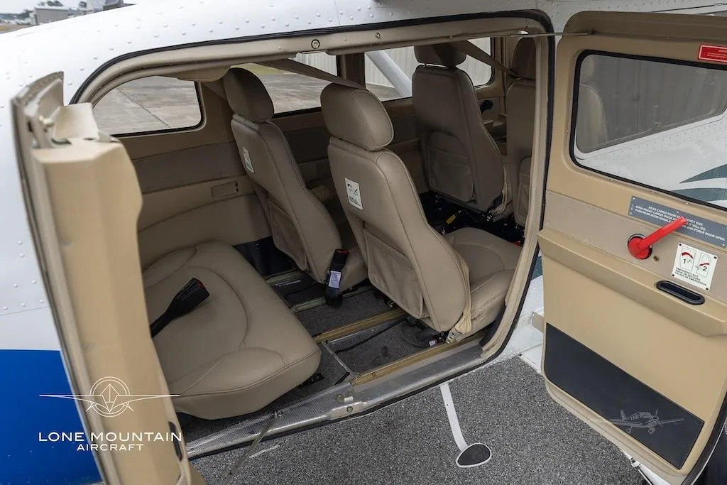 Cabin interior of a 2019 CESSNA TURBO 206H STATIONAIR HD.