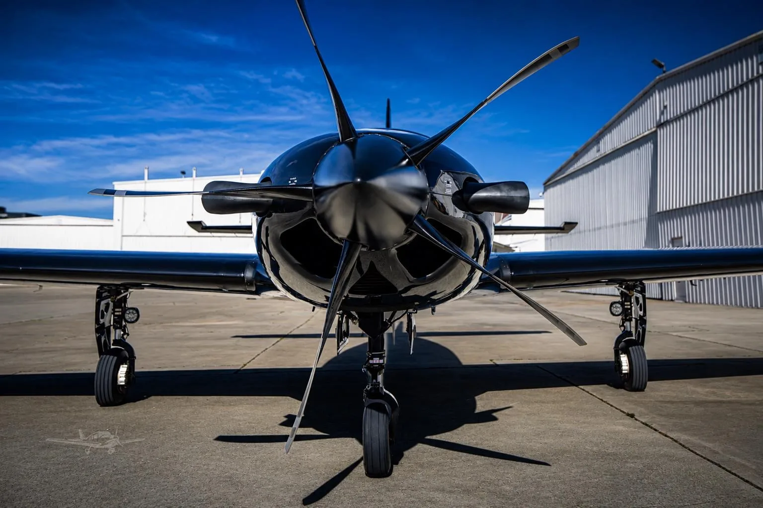 Exterior view of a 2023 PIPER M600 SLS.