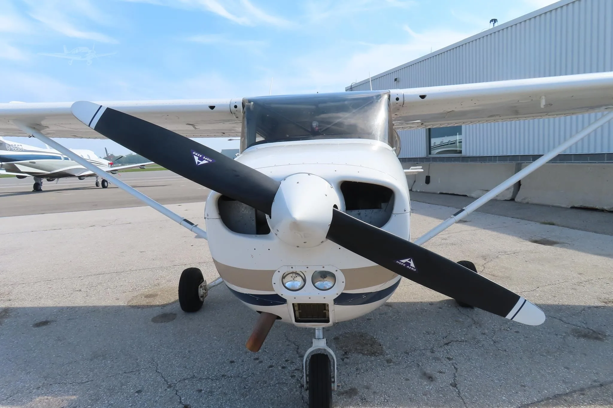 Exterior view of a 1975 CESSNA 172M SKYHAWK, C--GPZB.