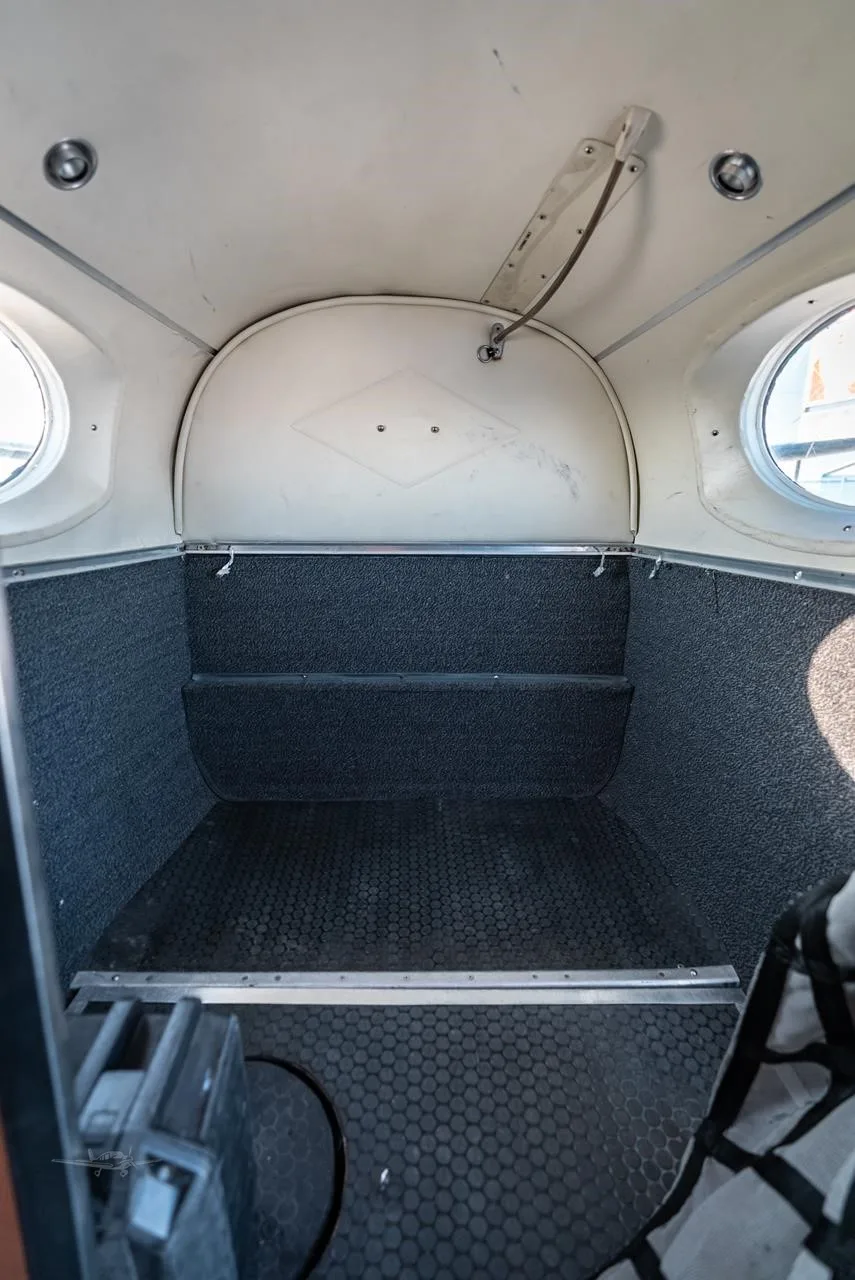 Cabin interior of a 1978 BEECHCRAFT KING AIR B100.