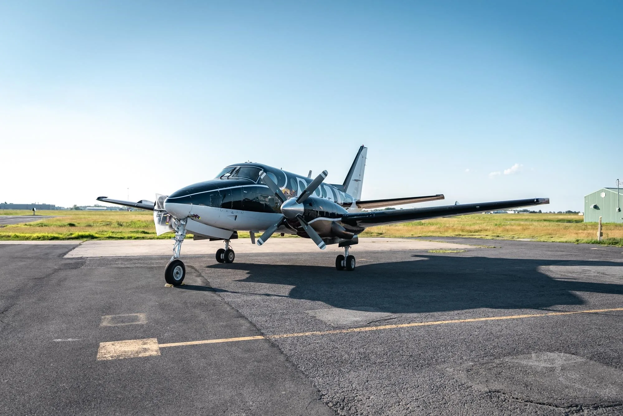 Exterior view of a 1978 BEECHCRAFT KING AIR B100, C-GYPA.