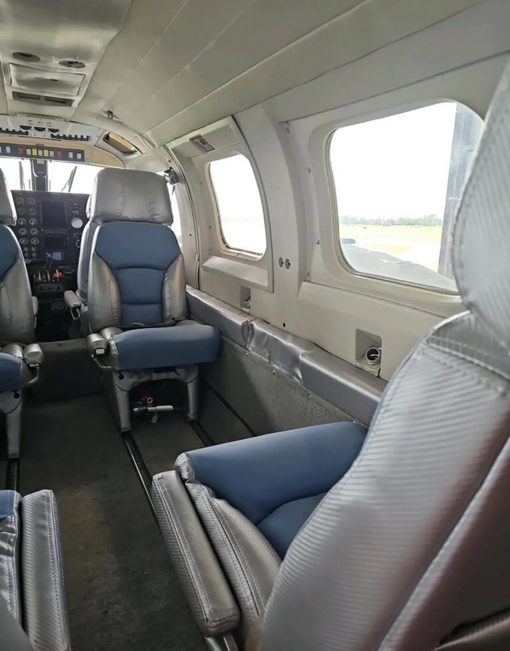 Cabin interior of a 1976 PIPER CHEYENNE II.
