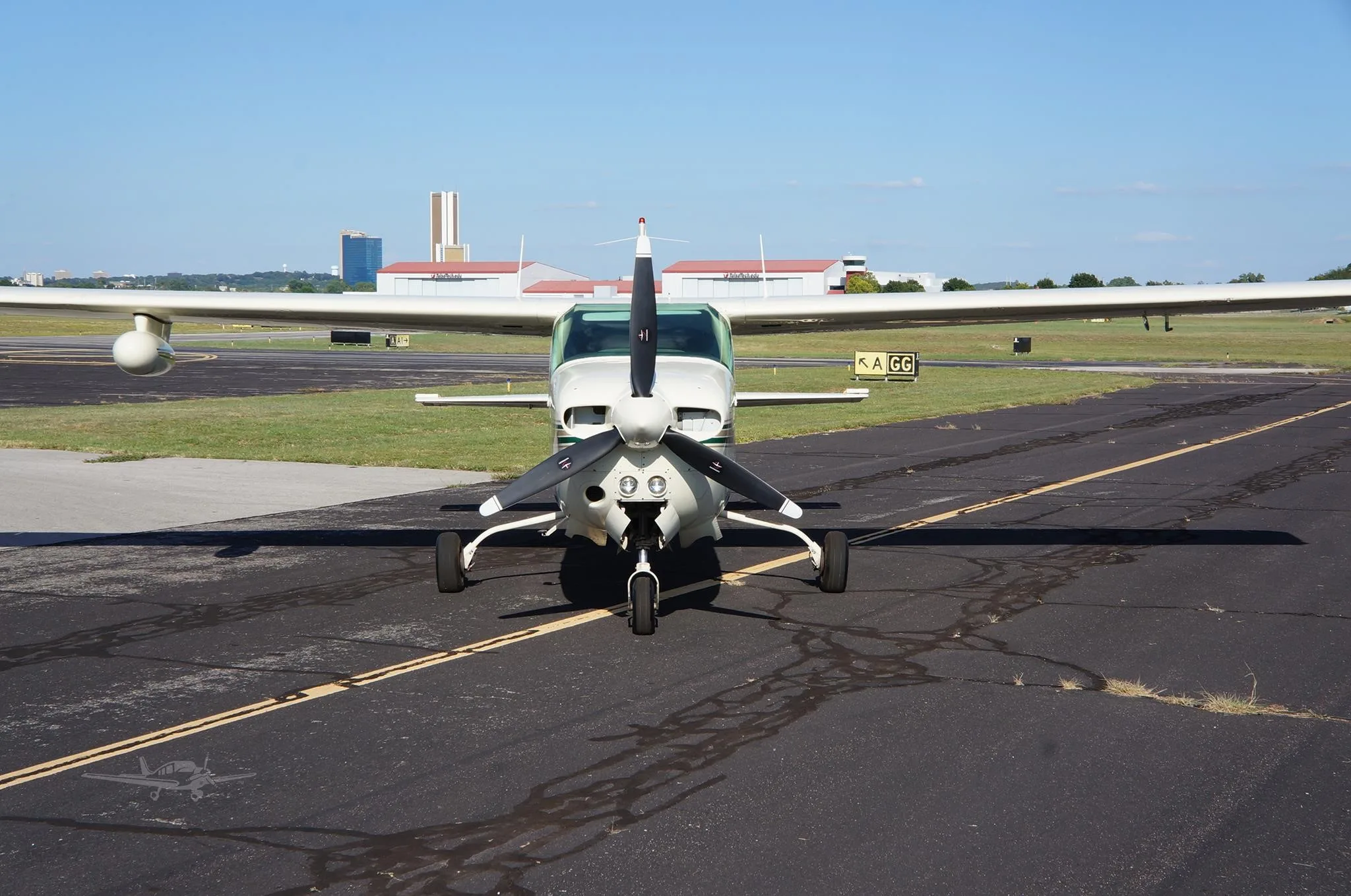 1983 Cessna 210N