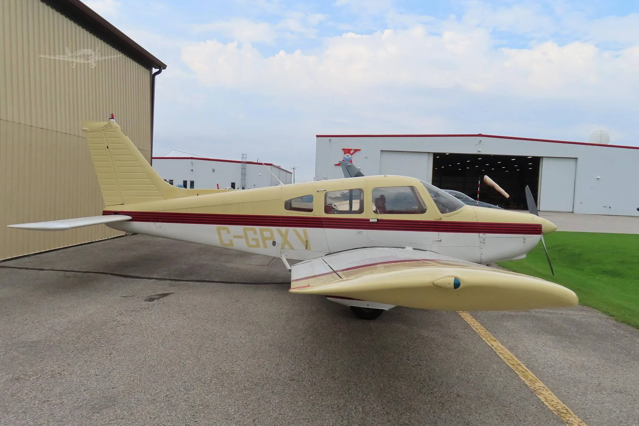 Exterior view of a 1976 PIPER WARRIOR, C-GPXV.