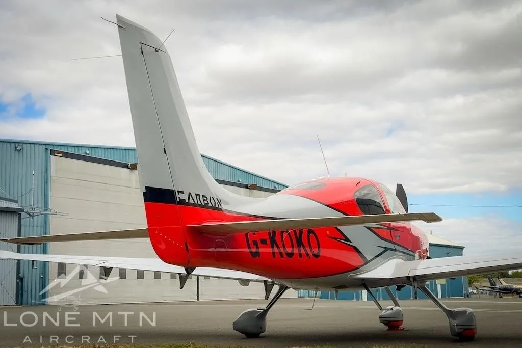 Exterior view of a 2018 CIRRUS SR22-G6 TURBO, G-KOKO.