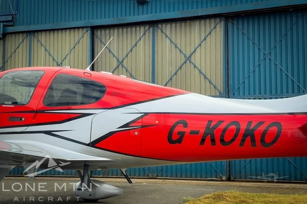 Exterior view of a 2018 CIRRUS SR22-G6 TURBO, G-KOKO.