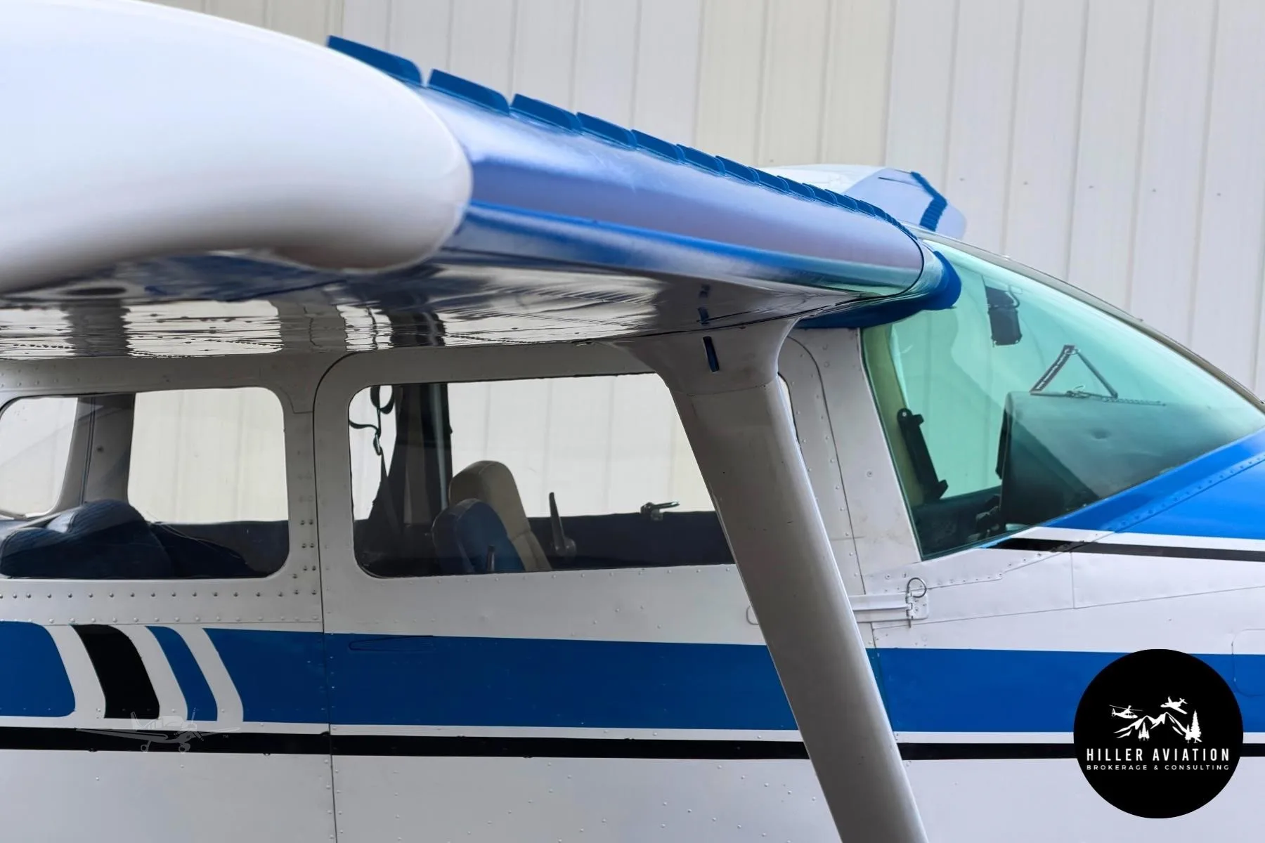 Exterior view of a 1962 CESSNA 182 SKYLANE, N2840Y.