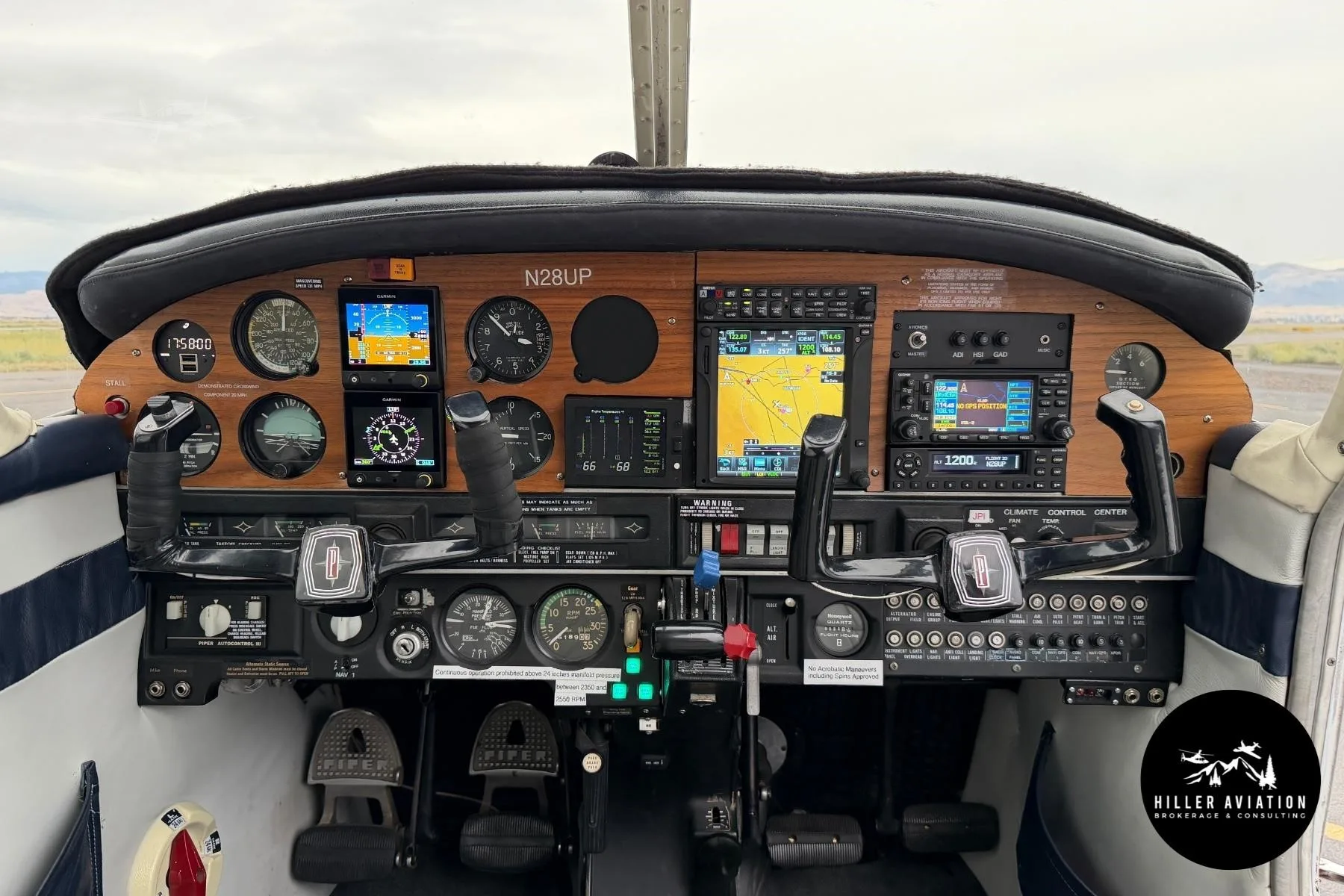 Cockpit and instrument panel of a 1973 PIPER ARROW II.