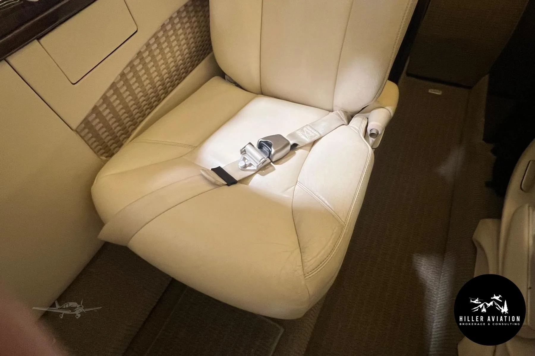 Cabin interior of a 2011 CESSNA CITATION CJ4.