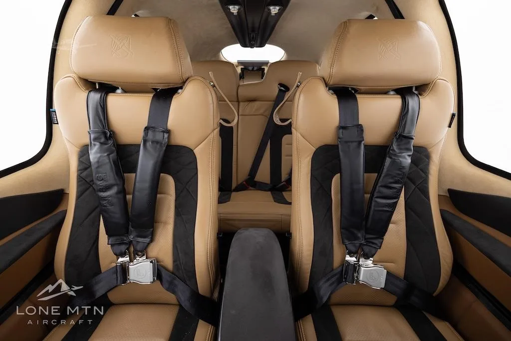 Cabin interior of a 2024 CIRRUS SR22-G7 TURBO.
