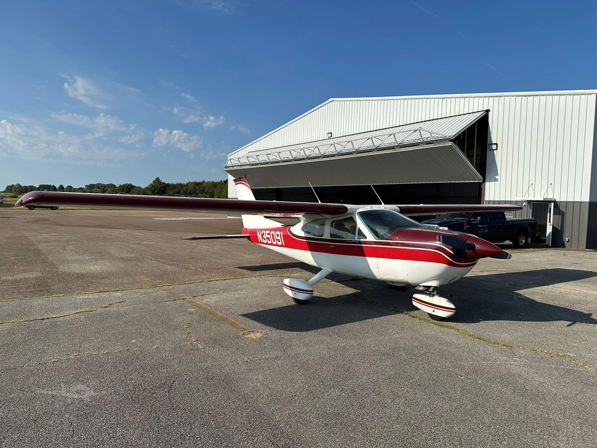 Exterior view of a 1974 CESSNA 177, N35091.